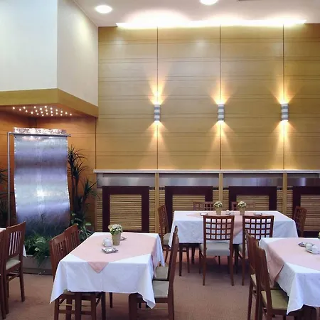 Tadz Hotel